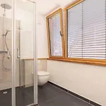 Garni Zum Schwan Otel *