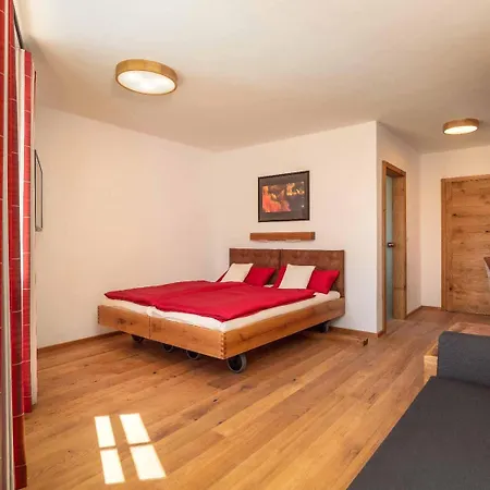 Garni Zum Schwan Hotel *