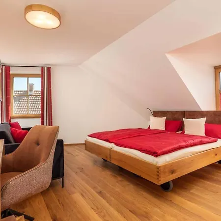 Garni Zum Schwan Hotel *